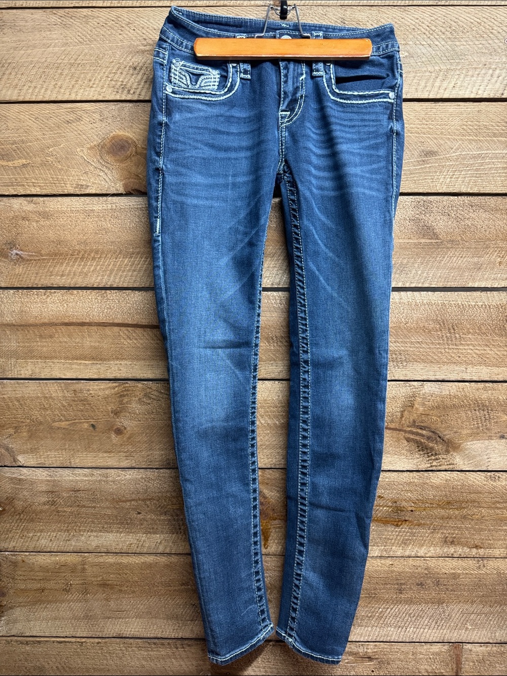 Vigoss Women's Dublin Skinny Jeans in Dark Blue Wash